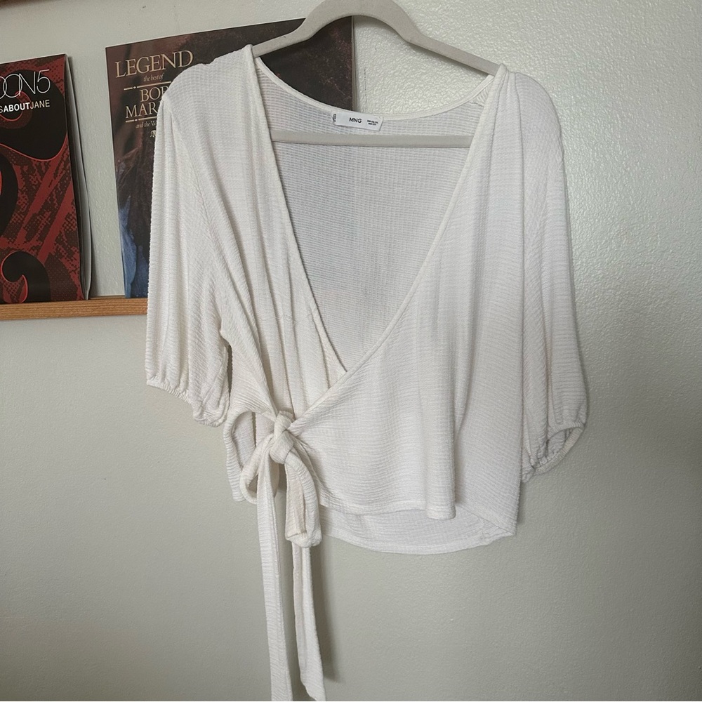 MANGO Violeta White Cropped Wrap Top